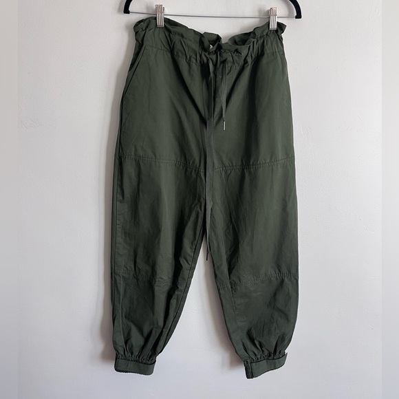 Urban Outfitters High Waisted Paperbag Waist Jogger Pant - Picture 3 of 9